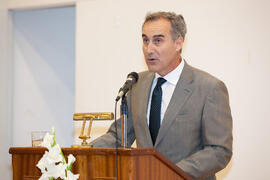 Miguel Porras en el homenaje al personal que cumple 25 años al servicio de la Universidad de Málaga y personal jubilado. Paraninfo. Julio de 2014