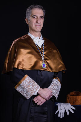 Retratos de Juan Jesús Fernández Lozano, Profesor Titular de la Universidad de Málaga. Enero de 2019