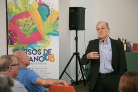 Conferencia de Eduard Escrich en el curso "El aceite de oliva, salud, cultura y riqueza de los pueblos mediterráneos". Cursos de Verano de la Universidad de Málaga. Vélez Málaga. Julio de 2018