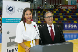 Presentadores de la ceremonia de inauguración. Campeonato Europeo Universitario de Balonmano. Antequera. Julio de 2017