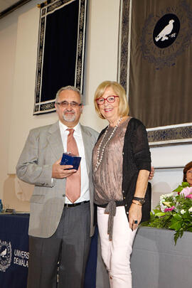 Homenaje al personal que cumple 25 años al servicio de la Universidad de Málaga y al personal jubilado. Paraninfo. Julio de 2013