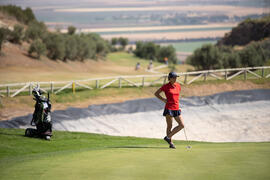 Jugada en el Campeonato Europeo de Golf Universitario. Antequera. Junio de 2019