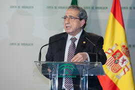 José Ángel Narváez en su toma de posesión como Rector de la Universidad de Málaga. Palacio de San Telmo, Sevilla. Enero de 2016
