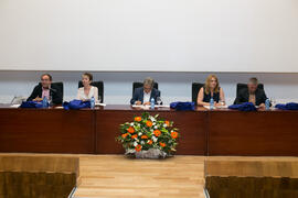 Mesa presidencial. Graduación y clausura del curso del Aula de Mayores de la Universidad de Málaga. Paraninfo. Junio de 2017