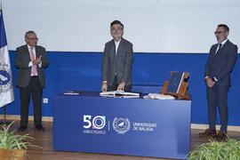 Toma de posesión de Francisco Manuel Montalbán Peregrín como catedrático del Área de Antropología Social de la Universidad de Málaga. Toma de posesión de nuevos catedráticos y profesores titulares de la Universidad de Málaga. Paraninfo. Noviembre de 2023