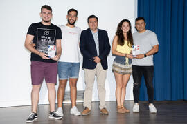 Entrega del premio a mejores equipos y deportistas de la 45ª Edición del Trofeo Rector de la UMA . Gala del Deporte Universitario 2019. Escuela Técnica Superior de Ingeniería de Telecomunicaciones. Junio de 2019