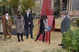 Inauguración de la escultura "6+1", de José Ignacio Díaz de Rábago. Facultad de Ciencias de la Educación y Psicología. Campus de Teatinos. Enero de 2022
