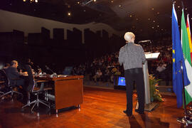 Conferencia de Waneen W. Spirduso. 3º Congreso Internacional de Actividad Físico-Deportiva para Mayores de la Universidad de Málaga. Palacio de Ferias y Congresos de Málaga. Marzo de 2009