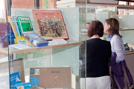 Inauguración de la exposición "40 años de la Biblioteca". Biblioteca General. Abril de 2013