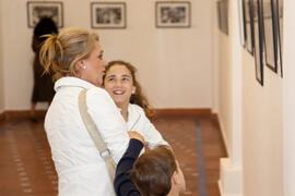 Inauguración de la exposición "Bienvenido-Arenas, imágenes de Málaga". Ateneo de Málaga. Mayo de 2012