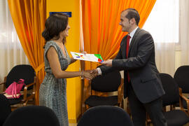 Entrega de Becas de la Cátedra Santander de Responsabilidad Social Corporativa. Facultad de Ciencias Económicas y Empresariales. Julio de 2015
