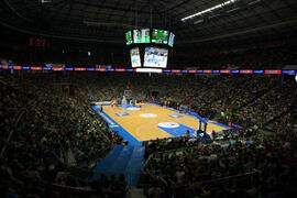 Partido del Unicaja Baloncesto homenaje a la Facultad de Económicas por su 50 Aniversario. Palacio de Deportes José María Martín Carpena. Mayo de 2015