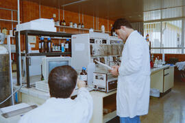 Instalaciones: Laboratorio. Mayo de 1995