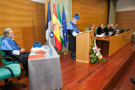 Antonio Luque en su investidura como Doctor "Honoris Causa" por la Facultad de Ciencias de la Universidad de Málaga. Edificio del Rectorado. Octubre de 2016