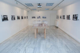 Sala de la exposición "Málaga, 50 años de la Facultad de Económicas" en el Archivo Municipal. Archivo Municipal. Noviembre de 2015