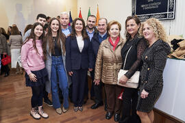 Foto de grupo tras la toma de posesión de Ana José Cisneros Ruiz como nueva decana de la Facultad de Ciencias Económicas y Empresariales de la Universidad de Málaga. Campus de El Ejido. Enero de 2025