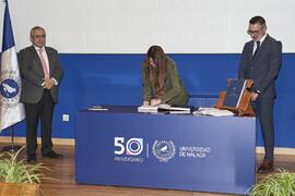 Toma de posesión de Carolina Jiménez Sánchez como profesora titular del Área de Derecho Internacional Público y Relaciones Internacionales de la Universidad de Málaga. Toma de posesión de nuevos catedráticos y profesores titulares de la Universidad de Málaga. Paraninfo. Noviembre de 2023