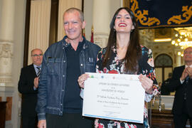 Entrega del premio al Mejor Trabajo Fin de Grado a Nélida Victoria Díaz Romero. II Premios de Investigación de la Cátedra de Estudios Cofrades. Ayuntamiento de Málaga. Marzo de 2018