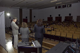 Presentación de videoclip y concierto del taller "1+1 Fusión Cultural Atalaya, 2ª Fase" por la Universidad de Málaga. Paraninfo. Abril de 2010