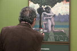 Uso de código QR. Inauguración de la exposición "Aguatintas por Seguiriyas", de Eugenio Chicano. Palacio Episcopal de Málaga. Enero de 2019