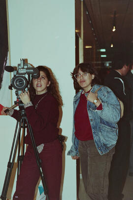Inauguración de la exposición "Diez pintores andaluces". Marzo de 1991