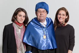 Retrato previo a la investidura como Doctor "Honoris Causa" de D. Antonio García-Bellido por la Facultad de Ciencias de la Universidad de Málaga. Rectorado. Marzo de 2015