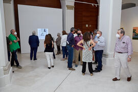 Visitantes de la exposición "Eugenio Chicano Siempre". Museo de Málaga. Junio de 2021
