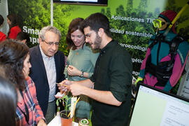 Estand de Smart Campus. Jornadas de Puertas Abiertas de la Universidad de Málaga. Complejo Polideportivo Universitario. Abril de 2016