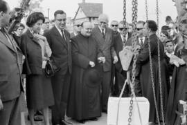Málaga. Colocación de la primera piedra de grupo escolar en las playas de San Andrés. Noviembre de 1963