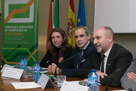 Eugenio José Luque Domínguez. Jornada inaugural de las XI Jornadas Andaluzas de Enseñanza de Economía. Facultad de Ciencias Económicas y Empresariales. Febrero de 2018