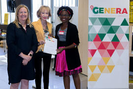 Entrega de diploma. Clausura del programa "Genera". Edificio "The Green Ray". Junio de 2019