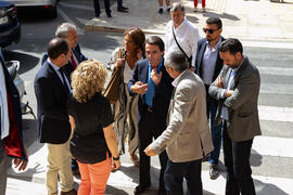 Llegada de Ana Botella y José María Aznar momentos previos al encuentro en los Cursos de Verano de la Universidad de Málaga. Edificio del Rectorado. Julio de 2018