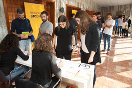 Entrega de acreditaciones. V Foro Arquia/Próxima 2016: Futuro Imperfecto. Paraninfo. Octubre de 2016