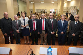 Foto de grupo previa al acto conmemoración del 50 Aniversario de la Facultad de Económicas. Facultad de Ciencias Económicas y Empresariales. Octubre de 2015