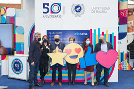 Foto de grupo. Jornada de Puertas Abiertas de la Universidad de Málaga. Complejo Polideportivo Universitario. Marzo de 2022