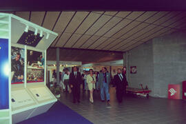 Visita del rector de la Universidad de Málaga al Salón Internacional del Estudiante. Córdoba. Abril de 1994