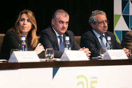 Susana Díaz, Javier Carnero y José Ángel Narváez. Acto del 25 Aniversario del Parque Tecnológico de Andalucía. Palacio de Ferias y Congresos de Málaga. Noviembre de 2017