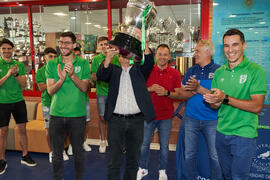 Entrega de la Copa del Rey de fútbol sala de BeSoccer UMA Antequera a la Universidad. Complejo Polideportivo Universitario. Mayo de 2022