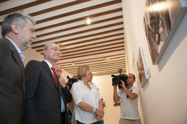 Inauguración de la exposición "Málaga, 50 años de la Facultad de Económicas". Sociedad Económica Amigos del País. Junio de 2015