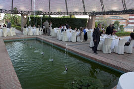 Cena de gala con motivo al homenaje para los jubilados y personal que cumple 25 años de servicio en la Universidad de Málaga. Jardín Botánico. Junio de 2010