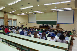 Jornada inaugural 'Tu valor 10. Un profesional de futuro'. Facultad de Ciencias Económicas y Empresariales. Abril 2015