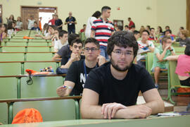 Examen en el aula Magna de la Facultad de Económicas y Empresariales. Olimpiada Española de Economía, Fase Nacional. Málaga. Junio de 2015