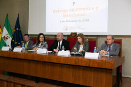 Presentación de la Memoria Académica del curso 2016/2017. Facultad de Ciencias Económicas y Empresariales. Diciembre de 2019