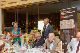 Intervención de Guillermina Martín Reyes. Cena homenaje al profesorado y PAS jubilado de la Facultad de Económicas. Hotel AC Málaga Palacio. Septiembre de 2014