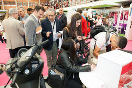 Estand de Navarro Hnos. y Aula Magna. Jornadas de Puertas Abiertas de la Universidad de Málaga. Complejo Polideportivo Universitario. Abril de 2016