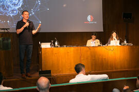 Conferencia de Andy Fitz "Un enfoque sociológico de la Inteligencia artificial. Impacto en el mercado laboral.  Nuevas profesiones". Curso "La buena Inteligencia Artificial". Cursos de Verano de la Universidad de Málaga. Ronda. Julio de 2018