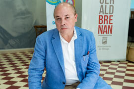 Alfredo Taján. Curso "Málaga en llamas. Gerald Brenan y Gamel Woolsey en la ciudad sitiada". Cursos de Verano de la Universidad de Málaga. Málaga. Julio de 2019
