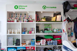 Tienda UMA. Campus de Teatinos. Mayo de 2013