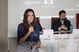 Finalista defendiendo su proyecto. Jornada de clausura del I Concurso de Creación de Empresas. Facultad de Ciencias Económicas y Empresariales. Málaga. Mayo de 2015