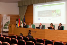 Intervención de Jordi García. Jornada Estrategias Regionales para la Especialización Inteligente. Edificio del Rectorado. Octubre 2014